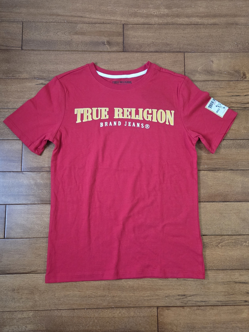 True Religion Boys Red Short Sleeve Crewneck Shirt With Logo Print Size 10-12